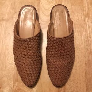 Nisolo Ama Mule- woven brown
